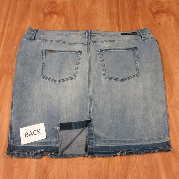 ROCK & REPUBLIC Khloe Unhemmed Frayed Hem Jean Skirt Plus Size 22W Stretch Denim - Picture 7 of 12